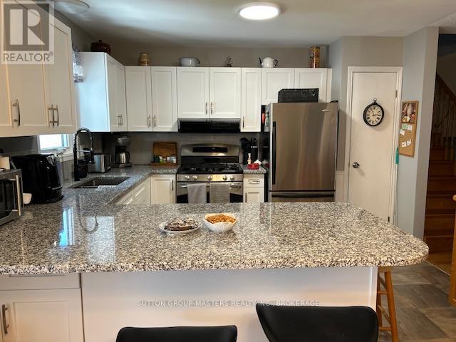 1496 SYDENHAM ROAD - 4