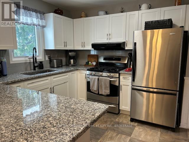 1496 SYDENHAM ROAD - 5