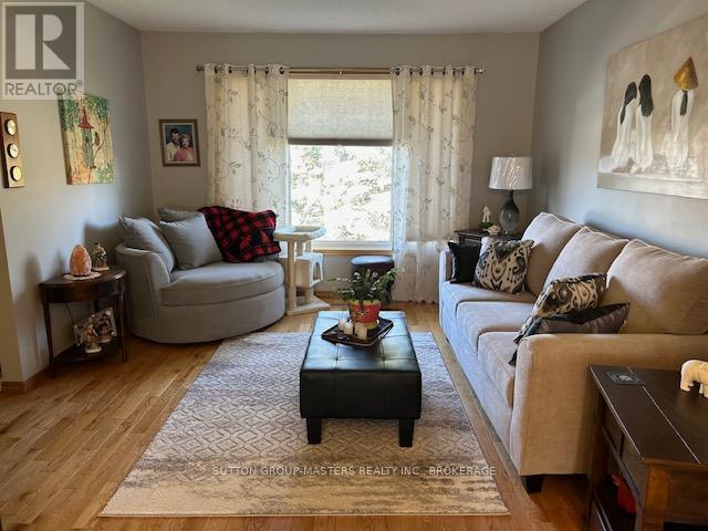 1496 SYDENHAM ROAD - 9