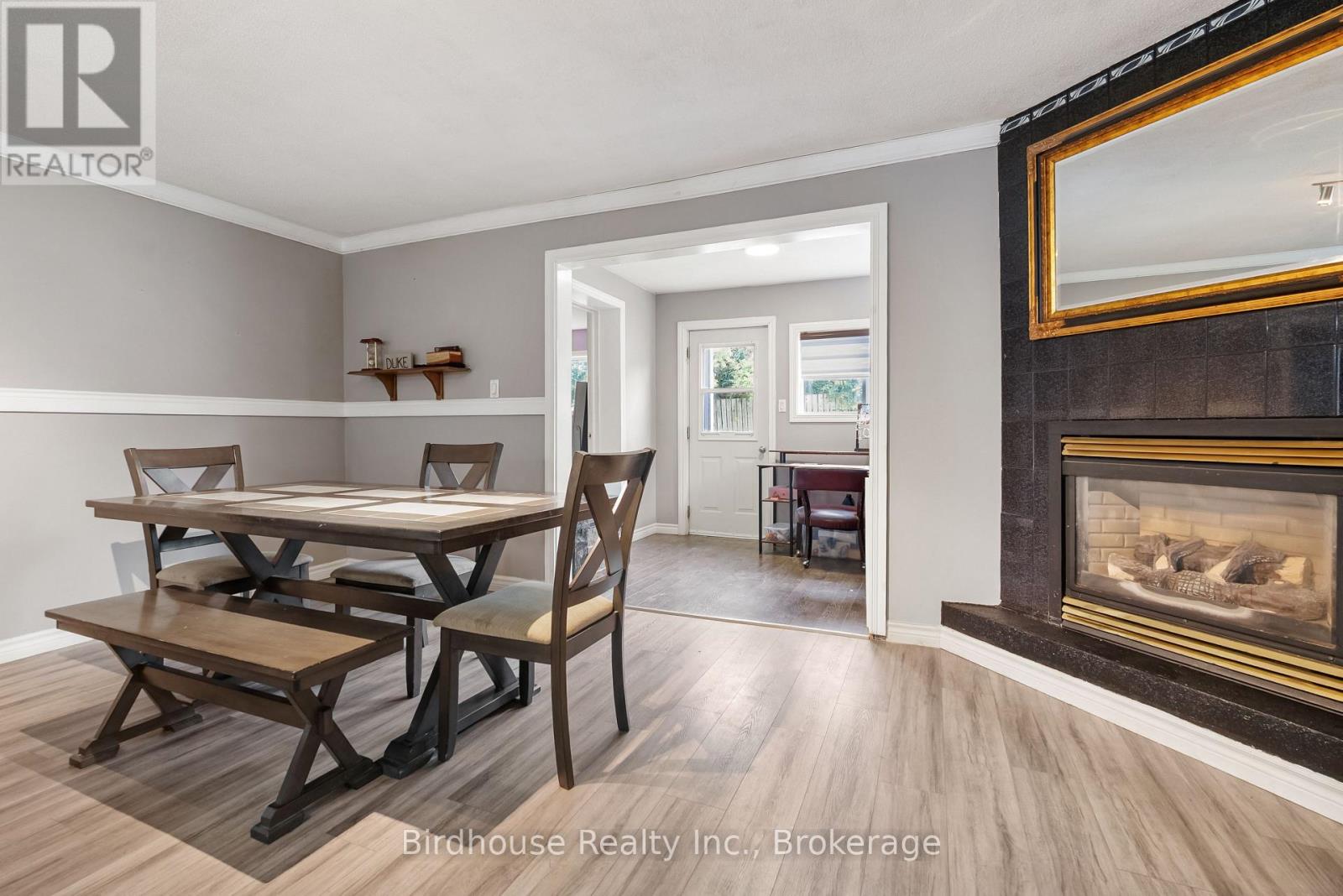 9 HAPLEY CIRCLE - 11