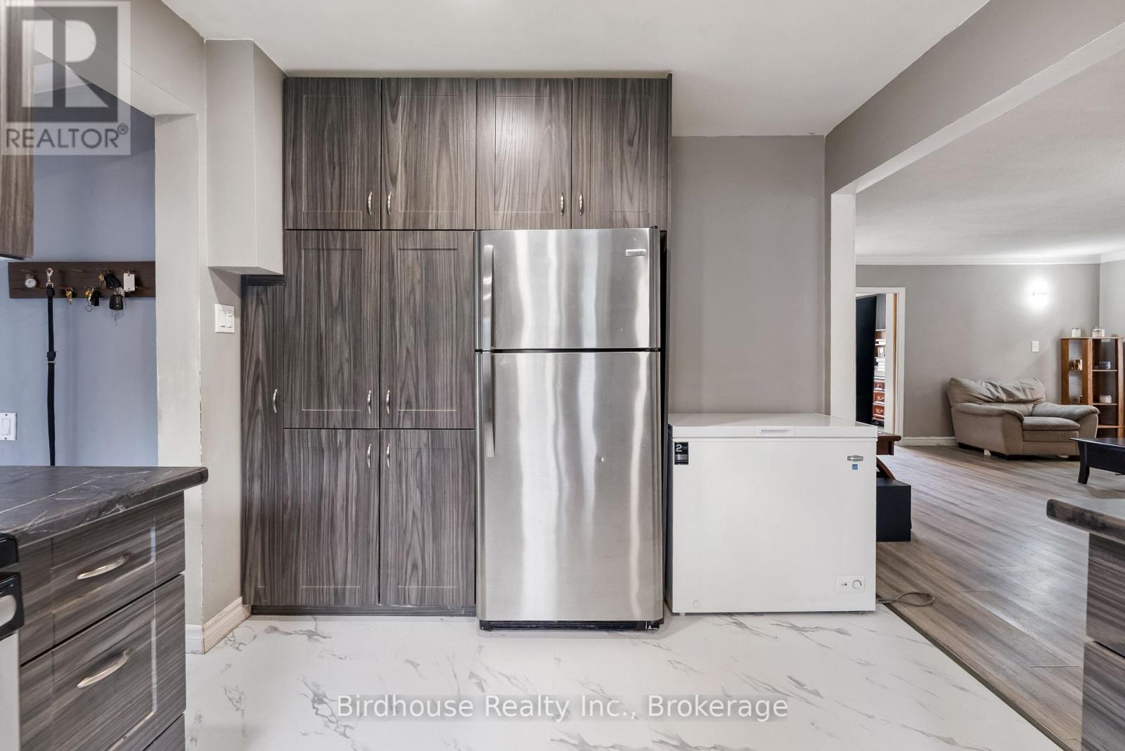 9 HAPLEY CIRCLE - 15