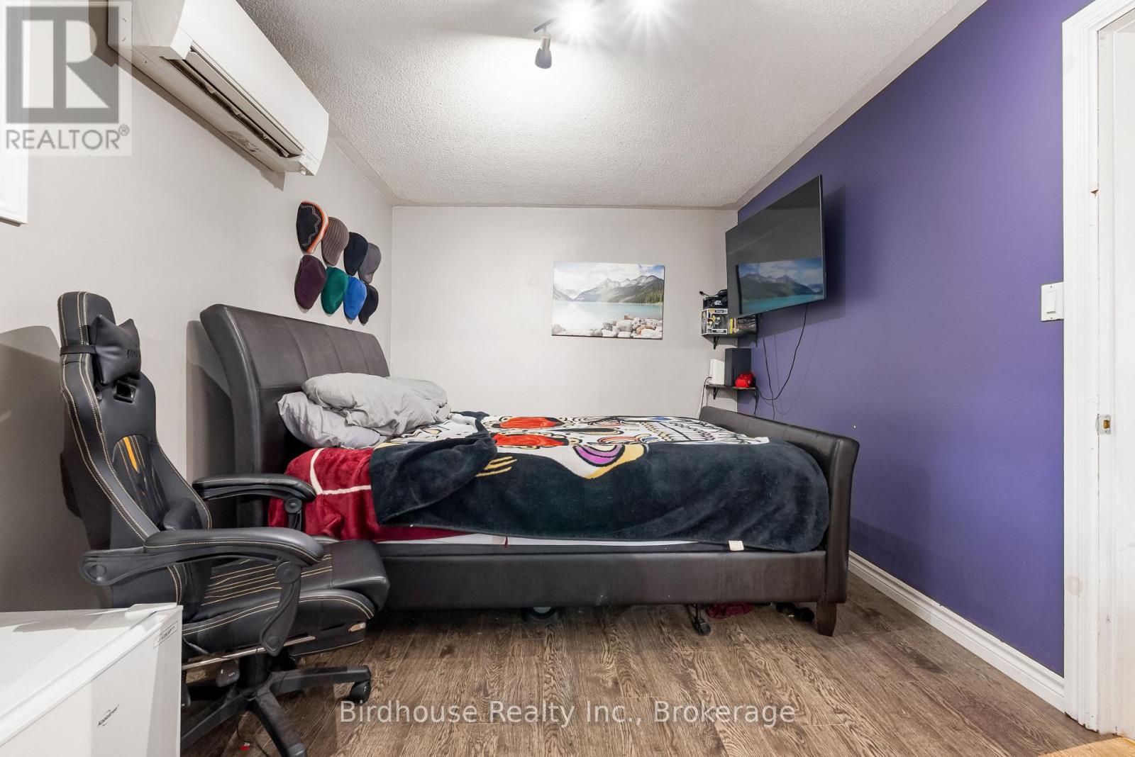 9 HAPLEY CIRCLE - 16
