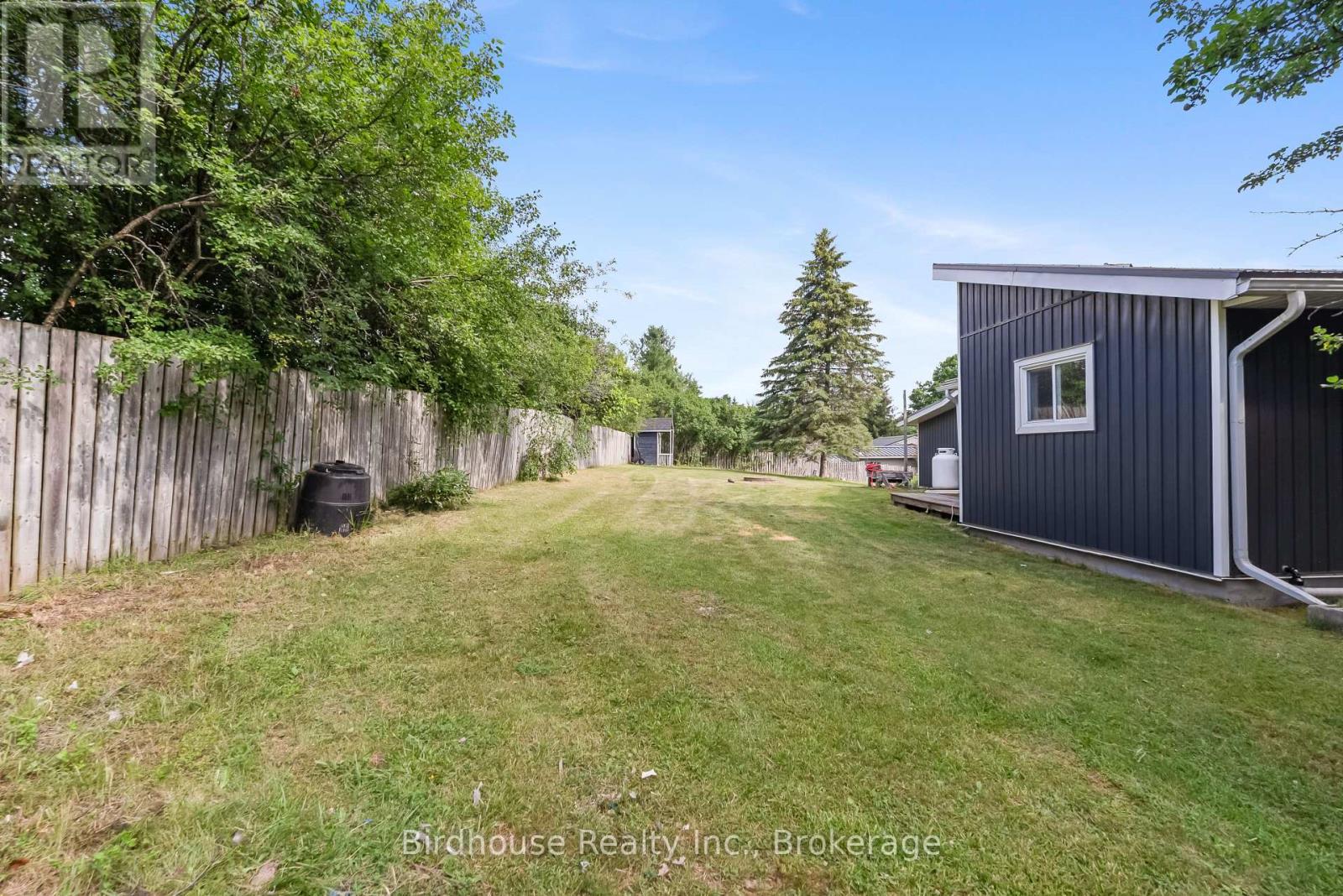 9 HAPLEY CIRCLE - 31