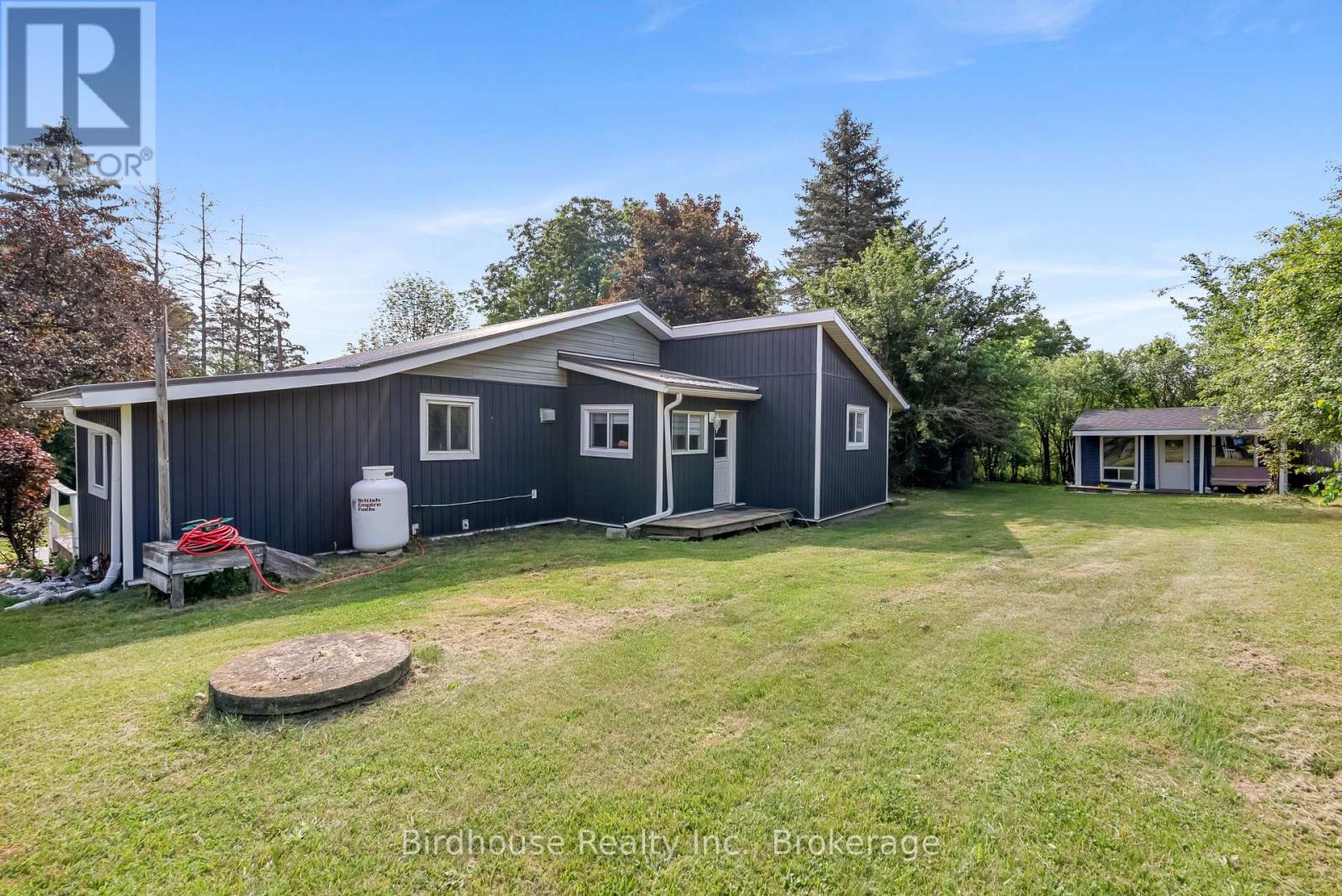 9 HAPLEY CIRCLE - 32