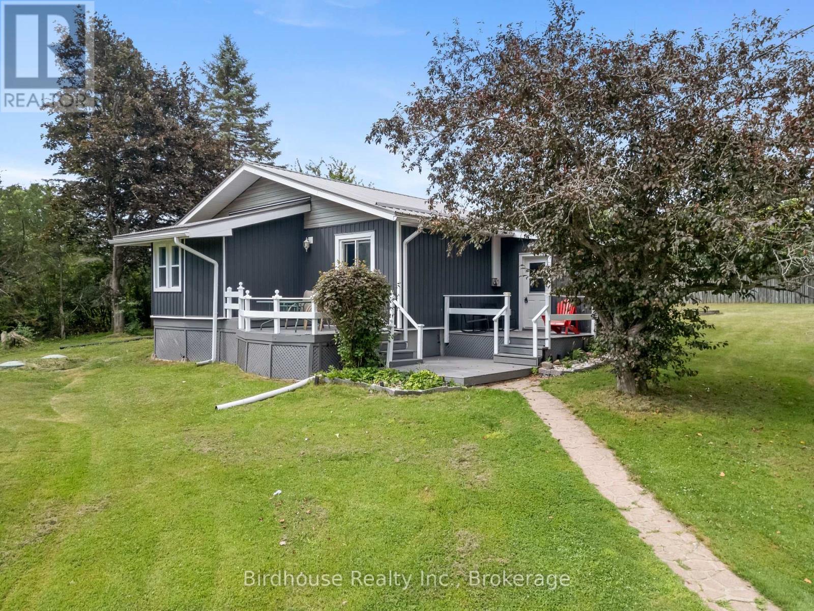 9 HAPLEY CIRCLE - 34