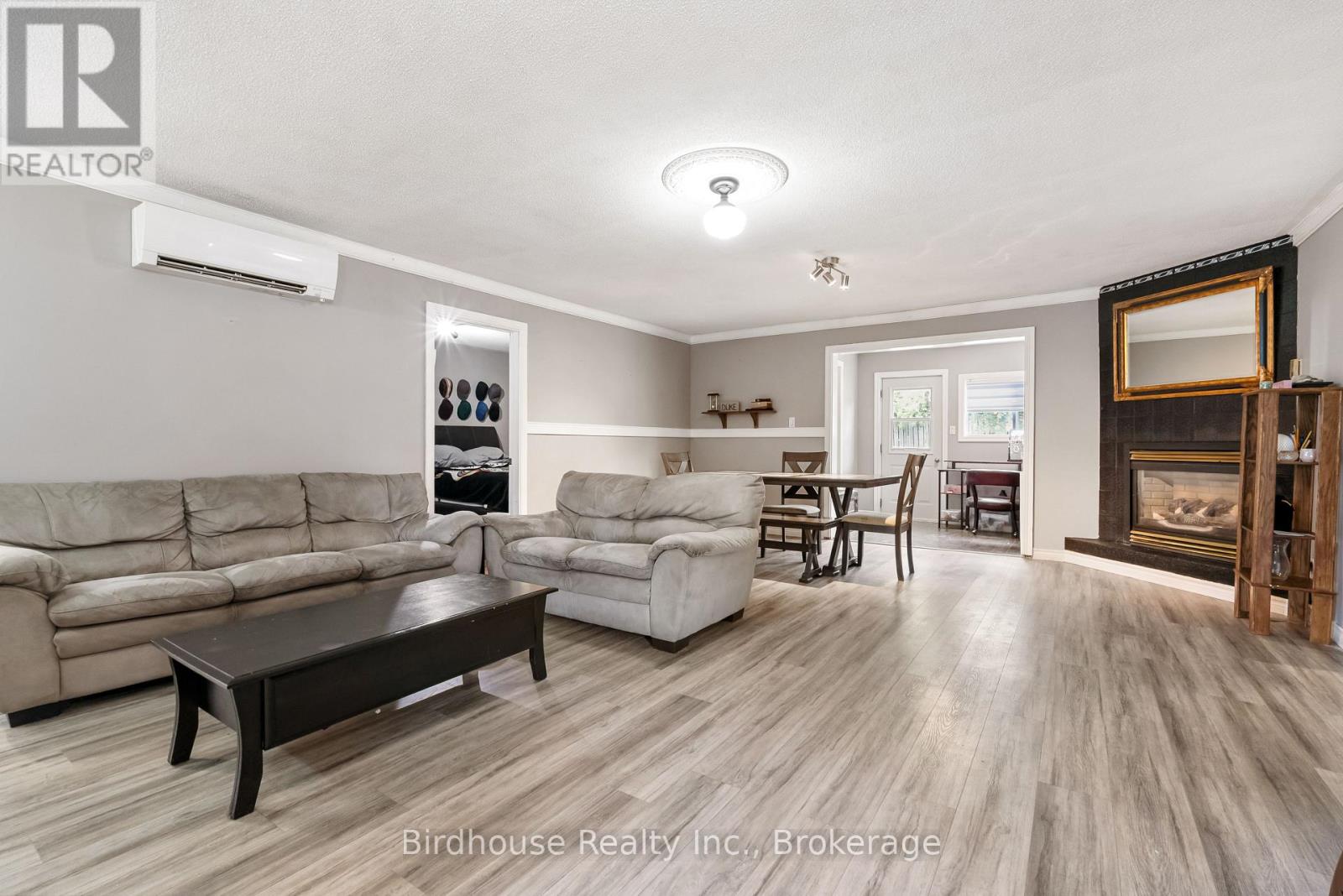 9 HAPLEY CIRCLE - 7