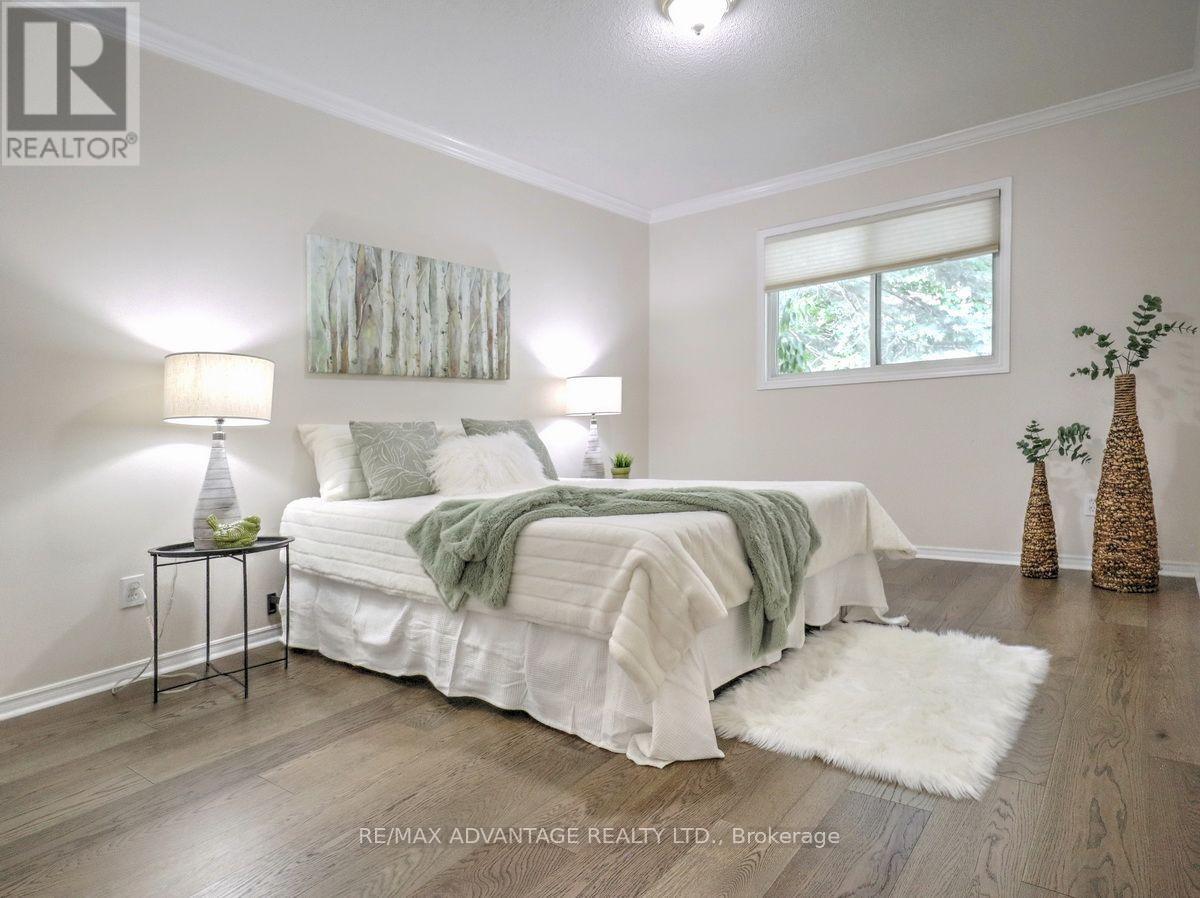 #17 515 PROUDFOOT LANE - 23