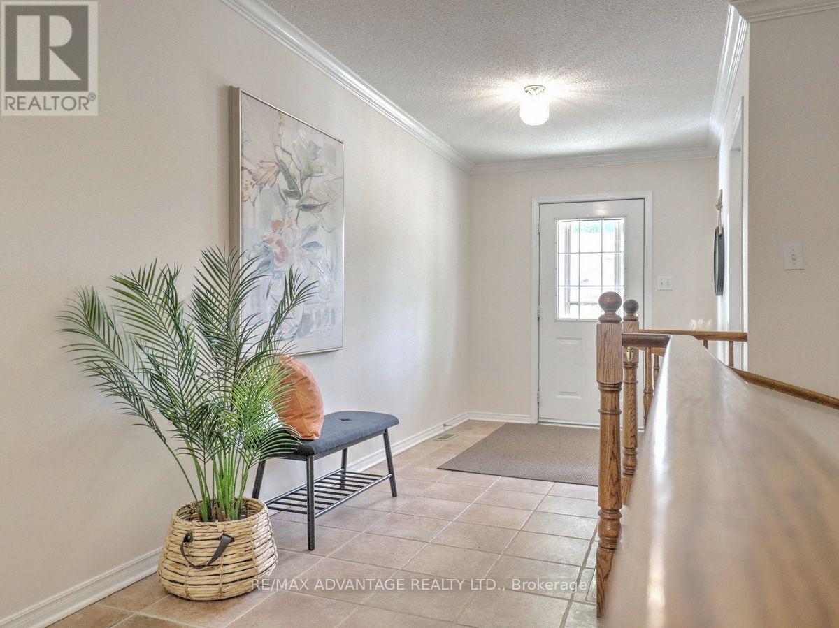 #17 515 PROUDFOOT LANE - 33