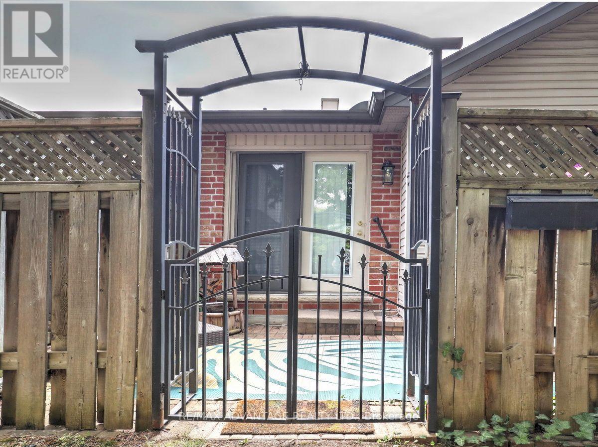 #17 515 PROUDFOOT LANE - 45