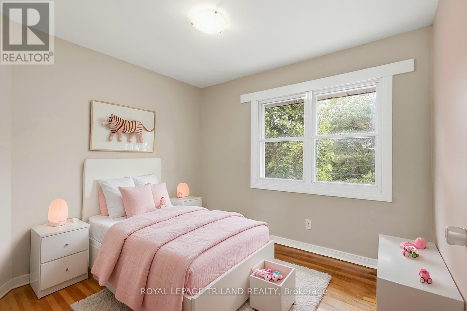 364 FLANDERS ROW - 18