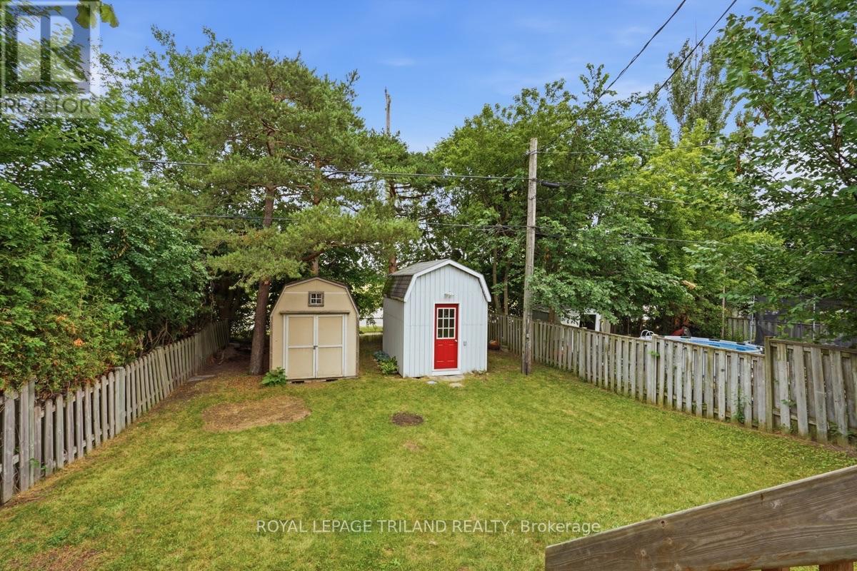 364 FLANDERS ROW - 24