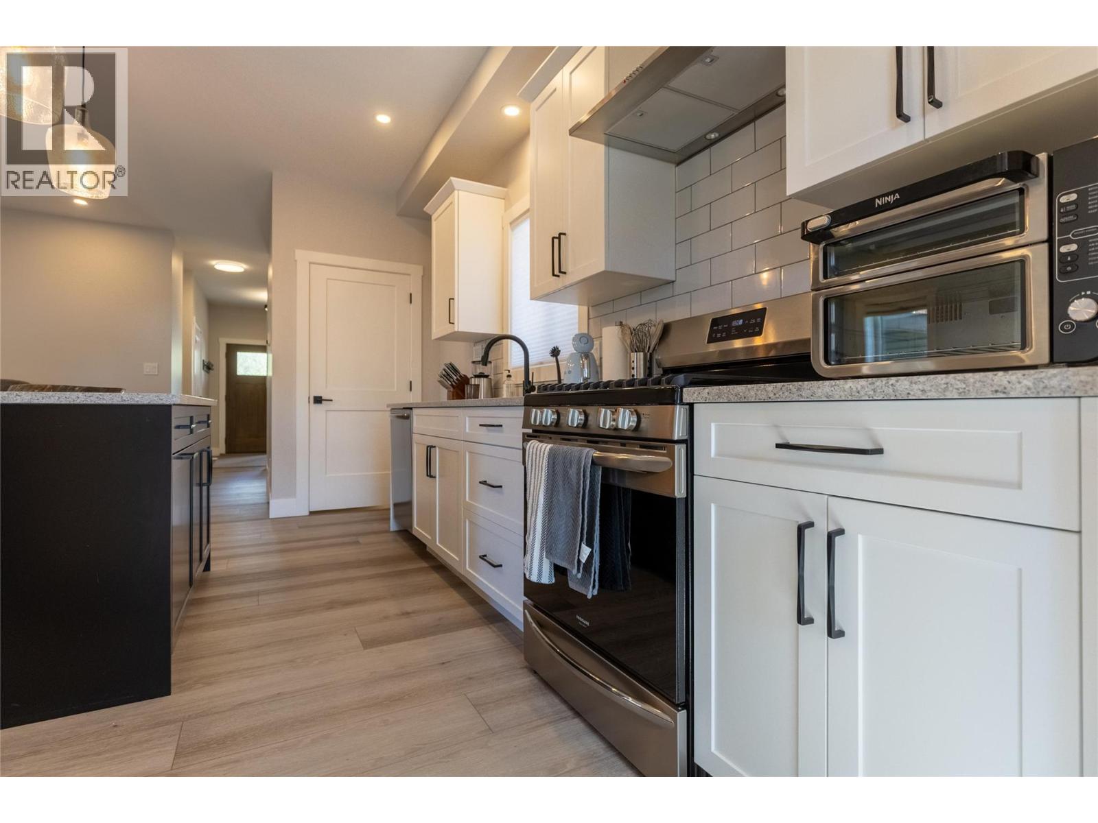 1282 4TH Avenue - 28