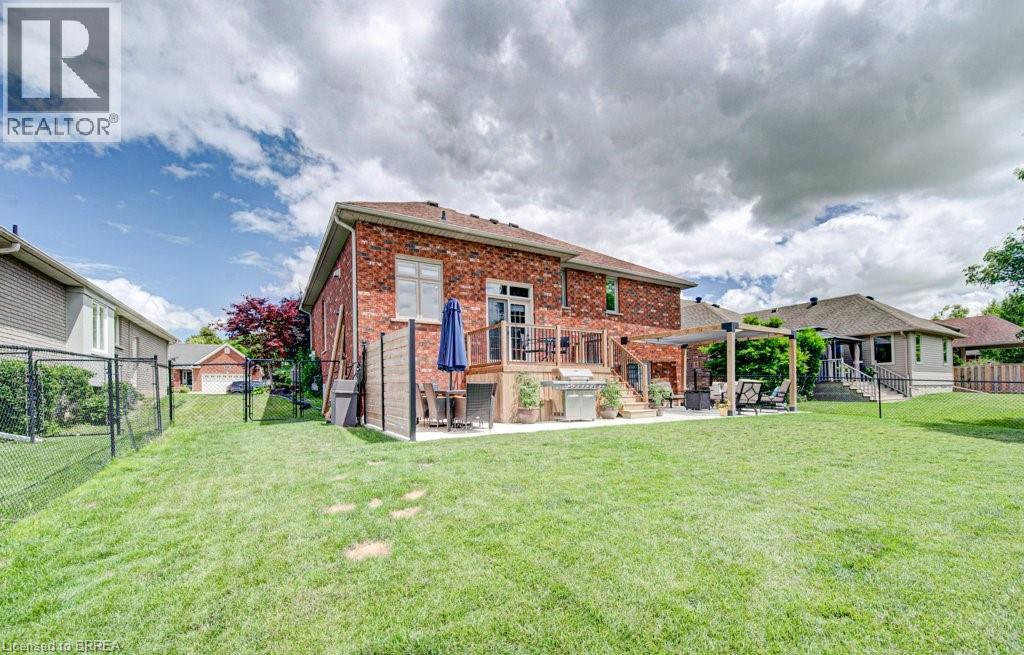 22 LONG Lane - Image 35