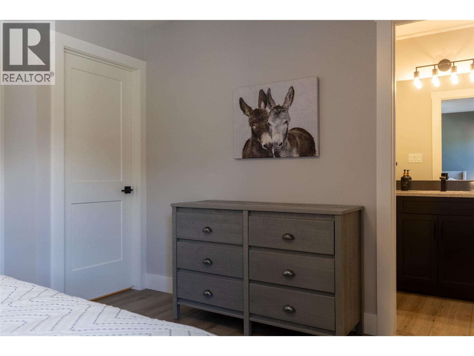 1282 4TH Avenue - 37
