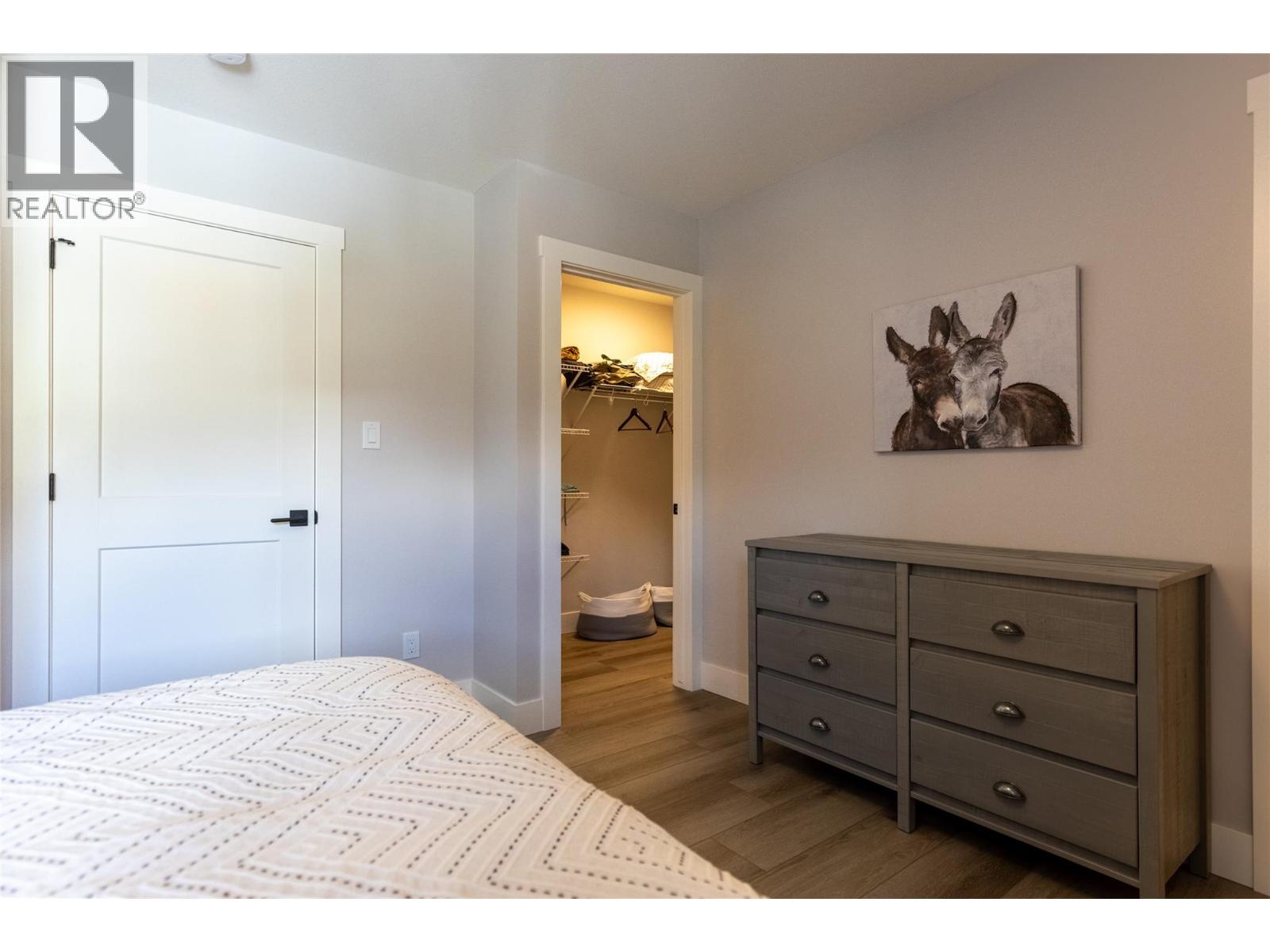 1282 4TH Avenue - 35
