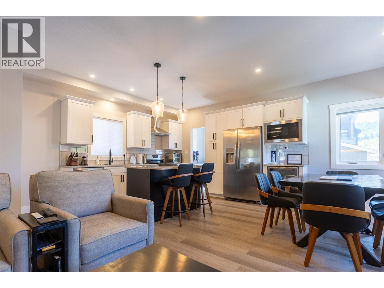 1282 4TH Avenue - 4