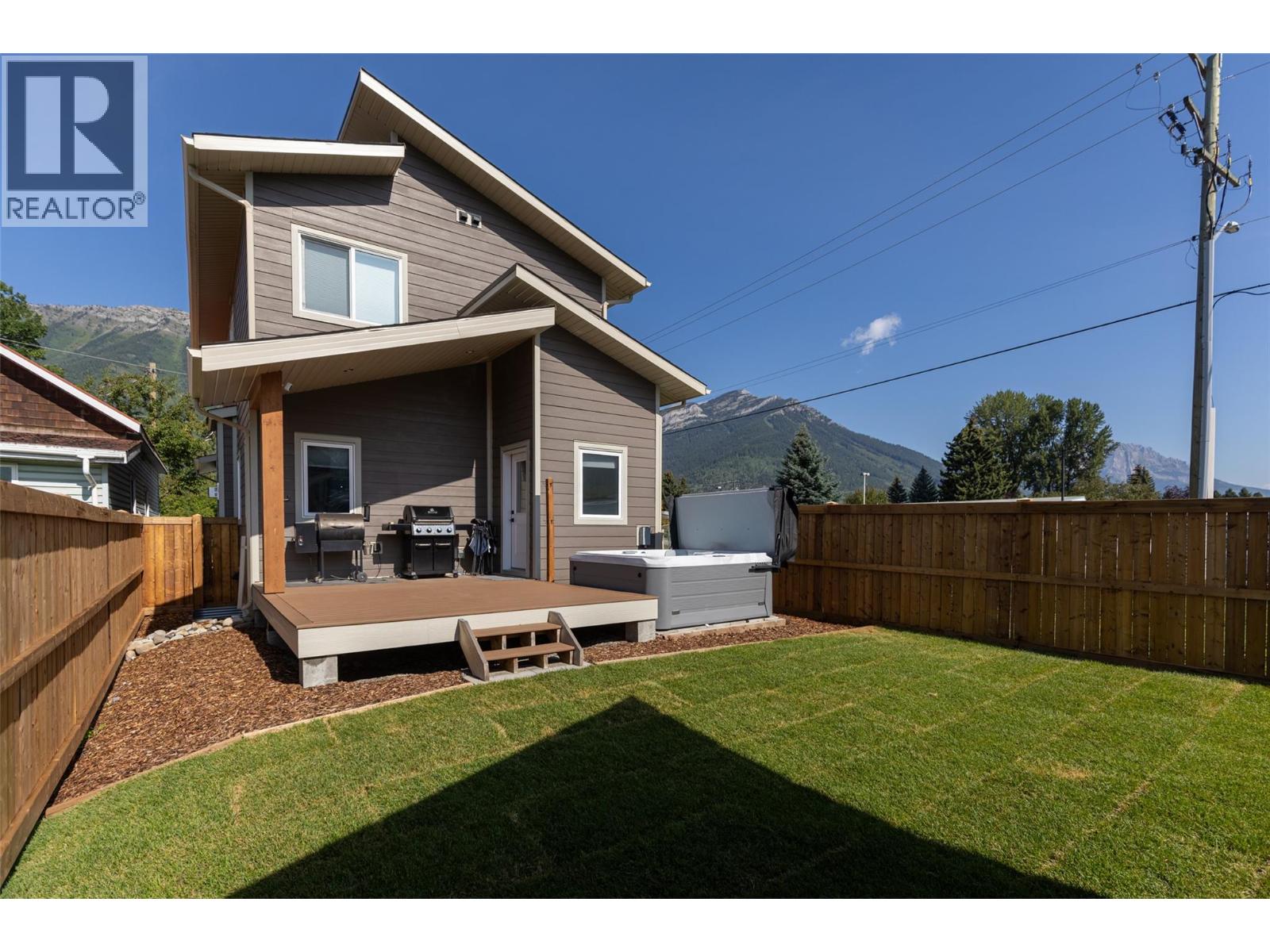 1282 4TH Avenue - 66