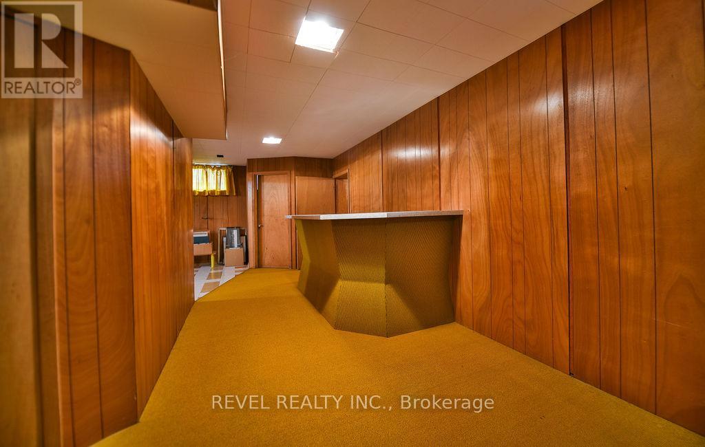 624 CEDAR STREET N - 34