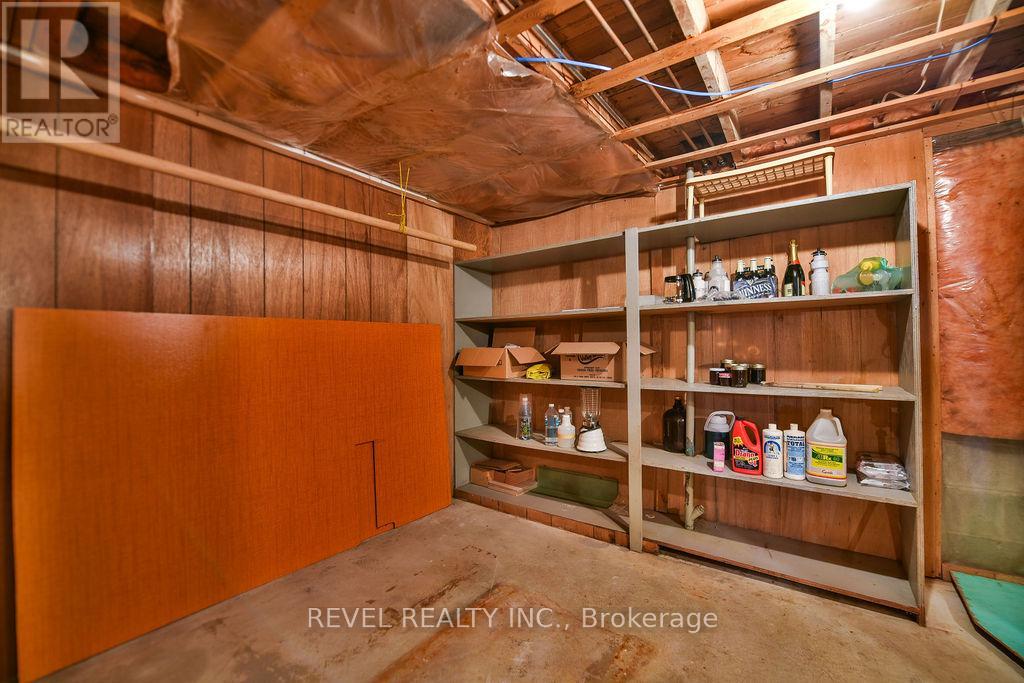 624 CEDAR STREET N - 35