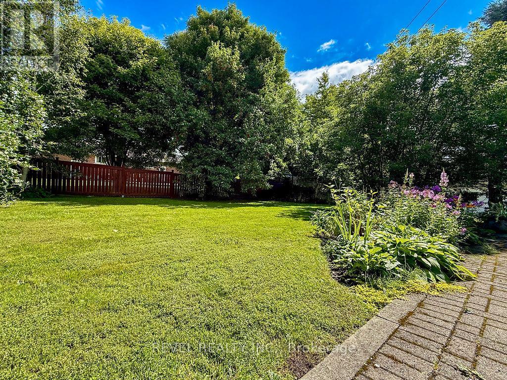 624 CEDAR STREET N - 6
