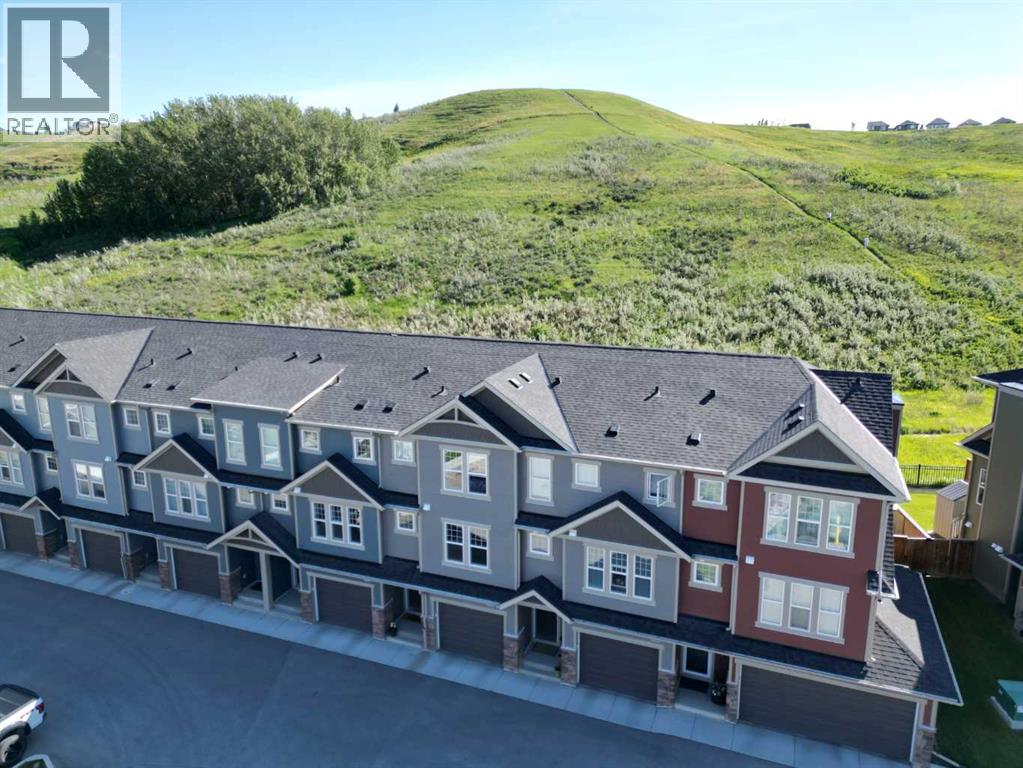 272 Cranbrook Square SE - 2