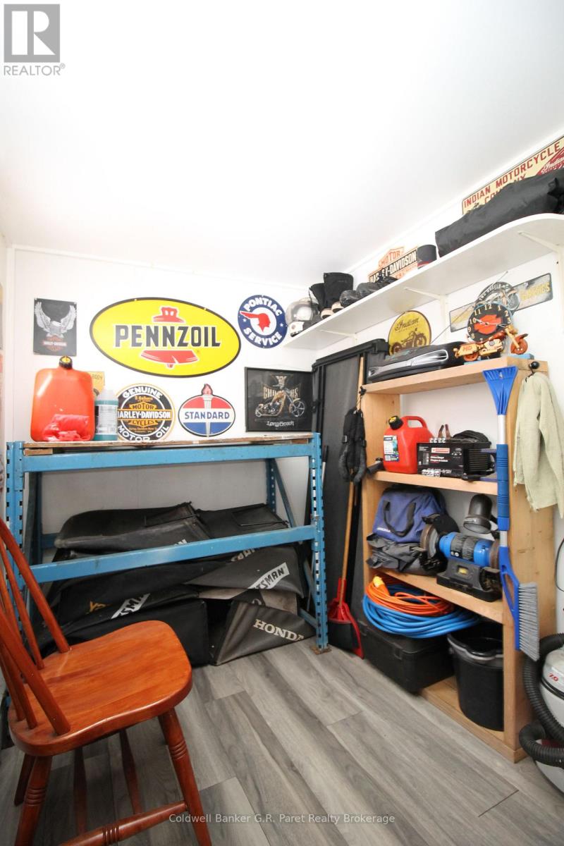 777 JAMES STREET - 15