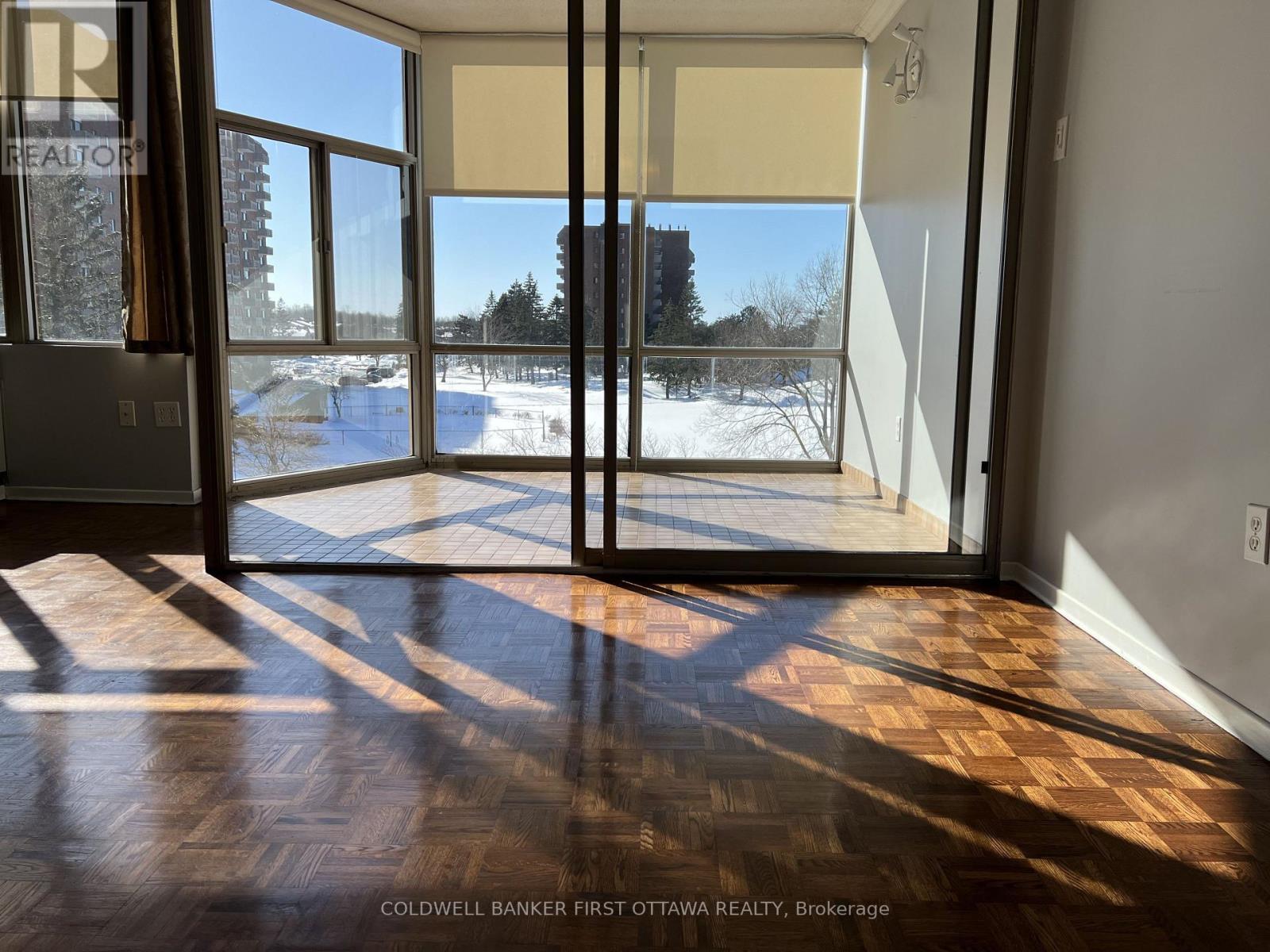 307 – 2759 CAROUSEL CRESCENT, Ottawa. Luxury613. By Peter Sagos - Image 7