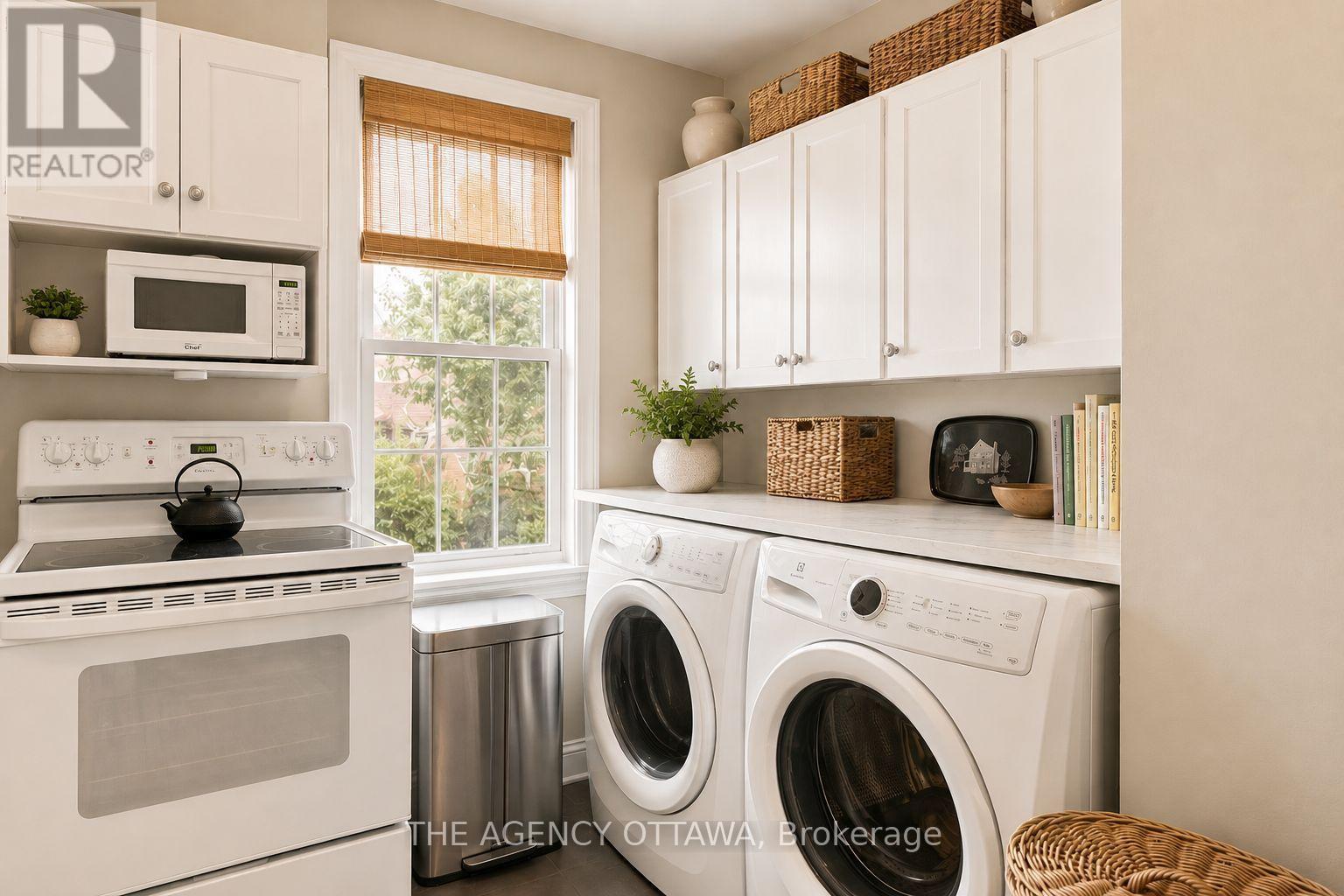 #A & B 33 NAPOLEON STREET - 18