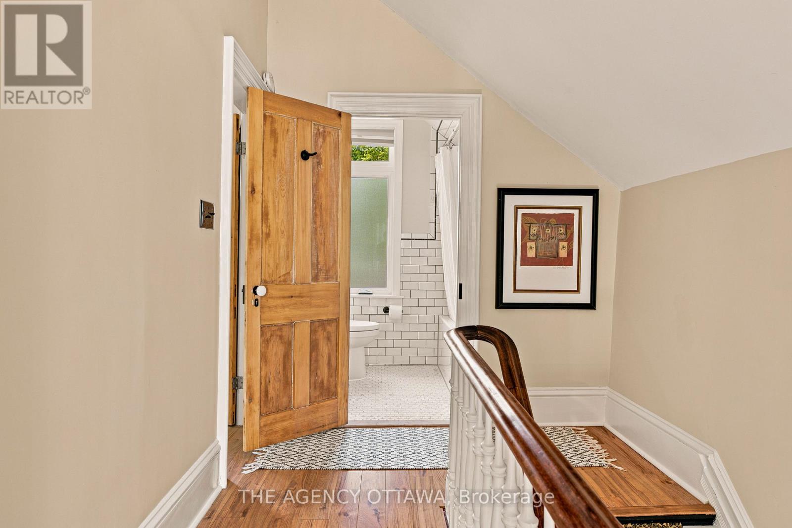#A & B 33 NAPOLEON STREET - 32