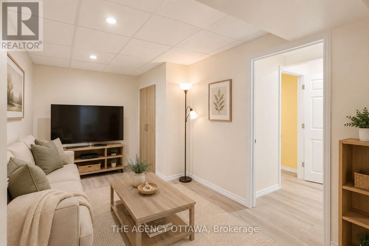 3 NORTH RIDGE MANOR, Ottawa. Luxury613. By Peter Sagos - Image 25