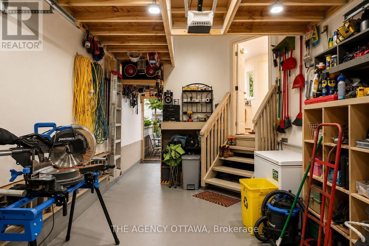 3 NORTH RIDGE MANOR, Ottawa. Luxury613. By Peter Sagos - Image 33
