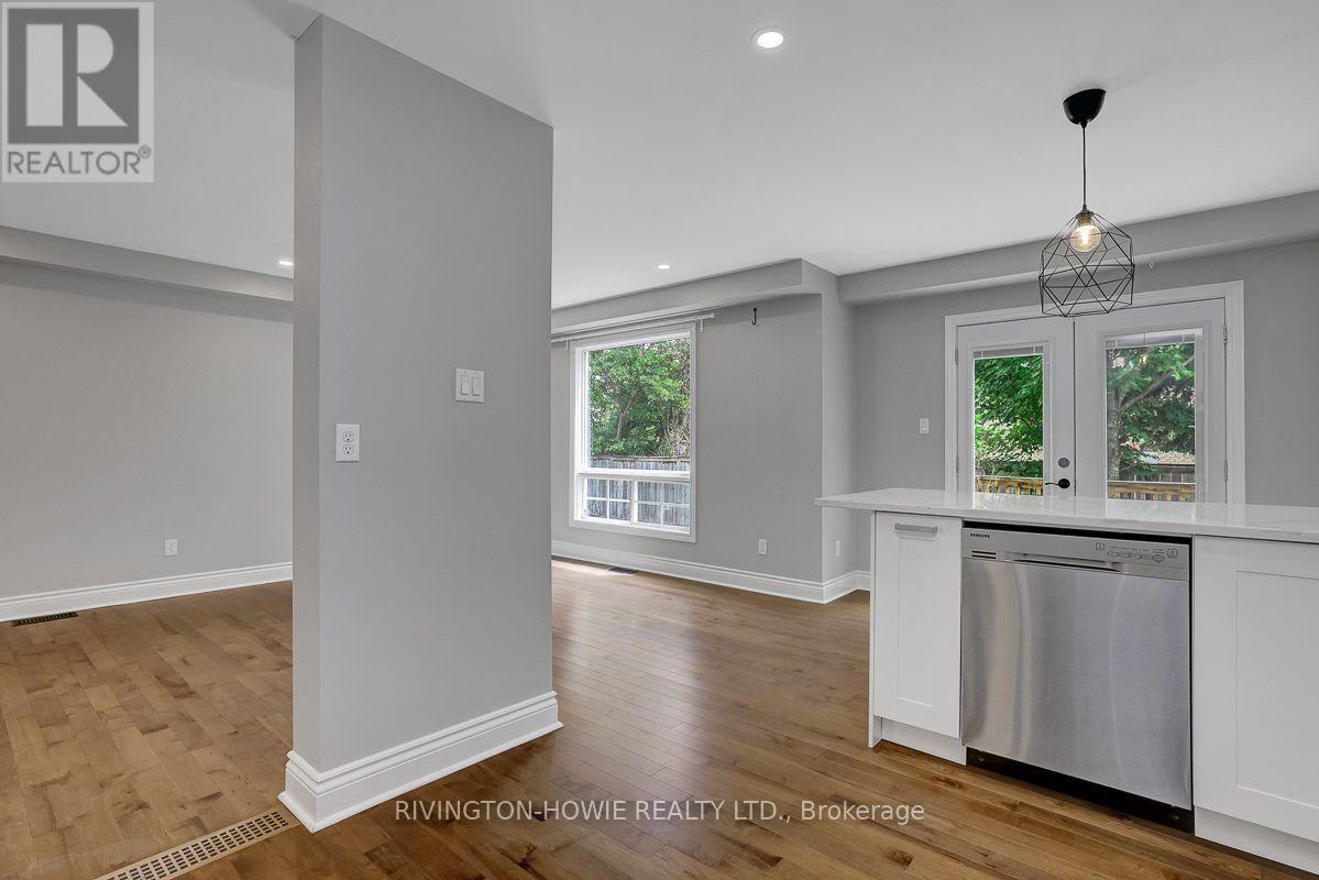 27 CROSSING BRIDGE COURT, Ottawa. Luxury613. By Peter Sagos - Image 12