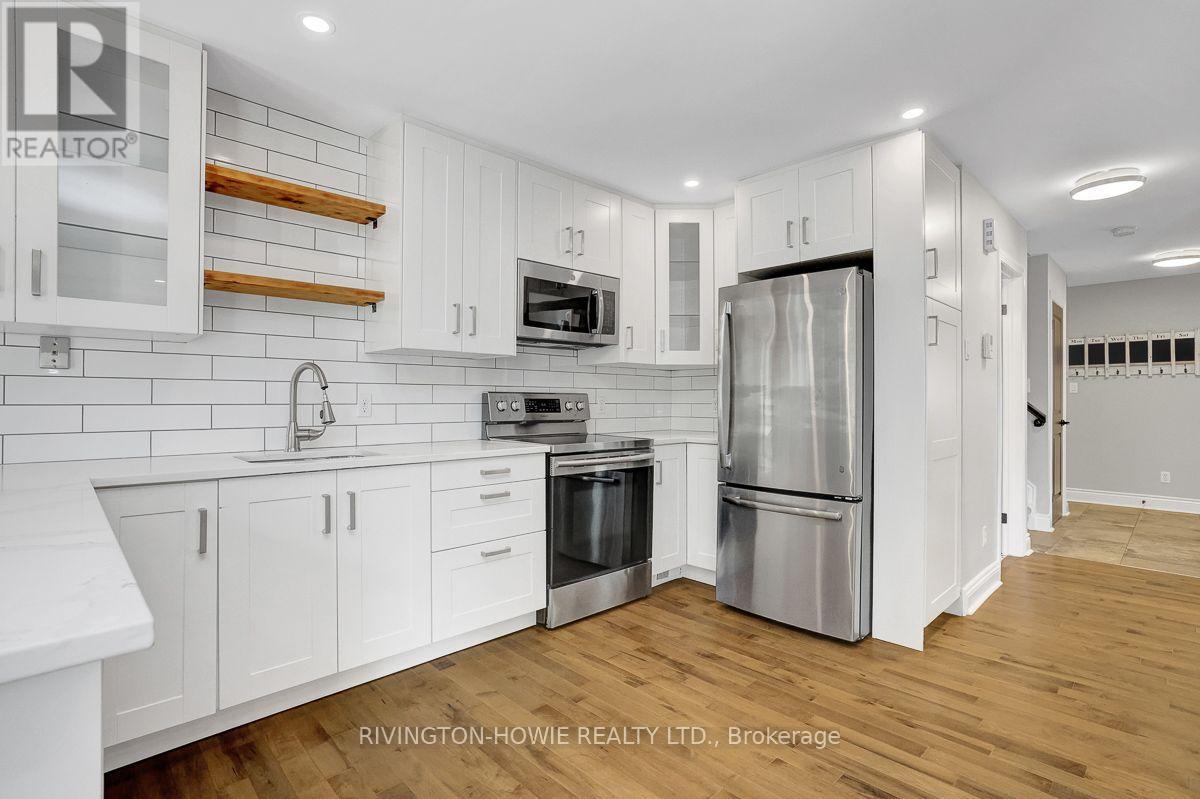 27 CROSSING BRIDGE COURT, Ottawa. Luxury613. By Peter Sagos - Image 9