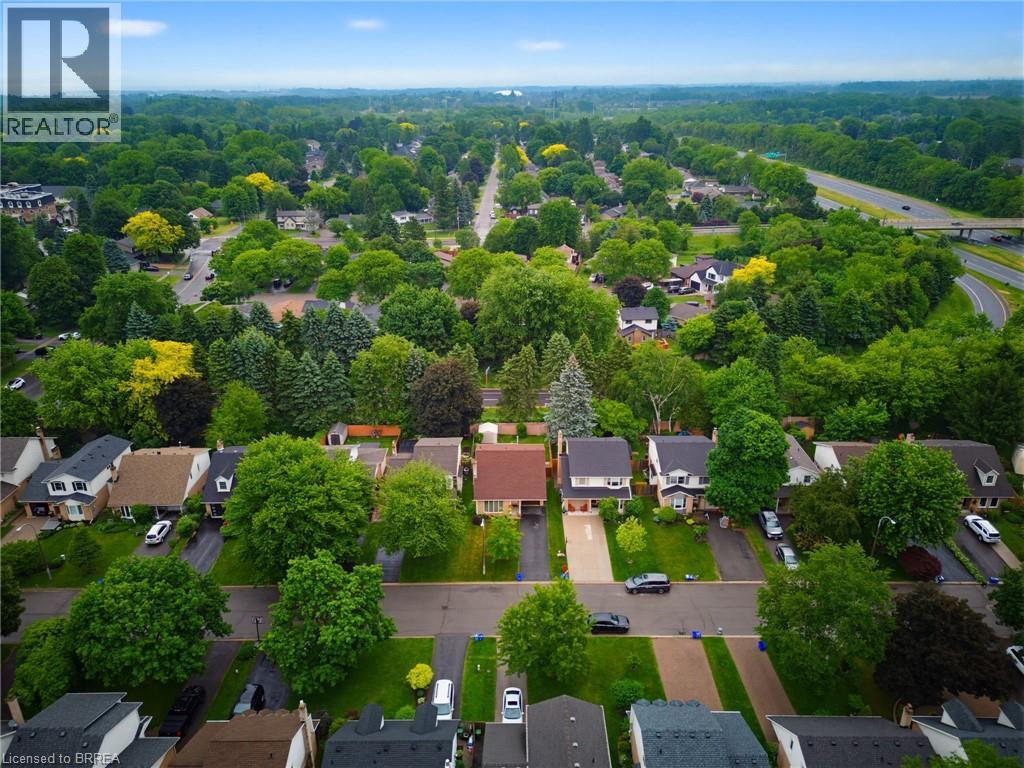 391 KNIGHTSBRIDGE Crescent - 24