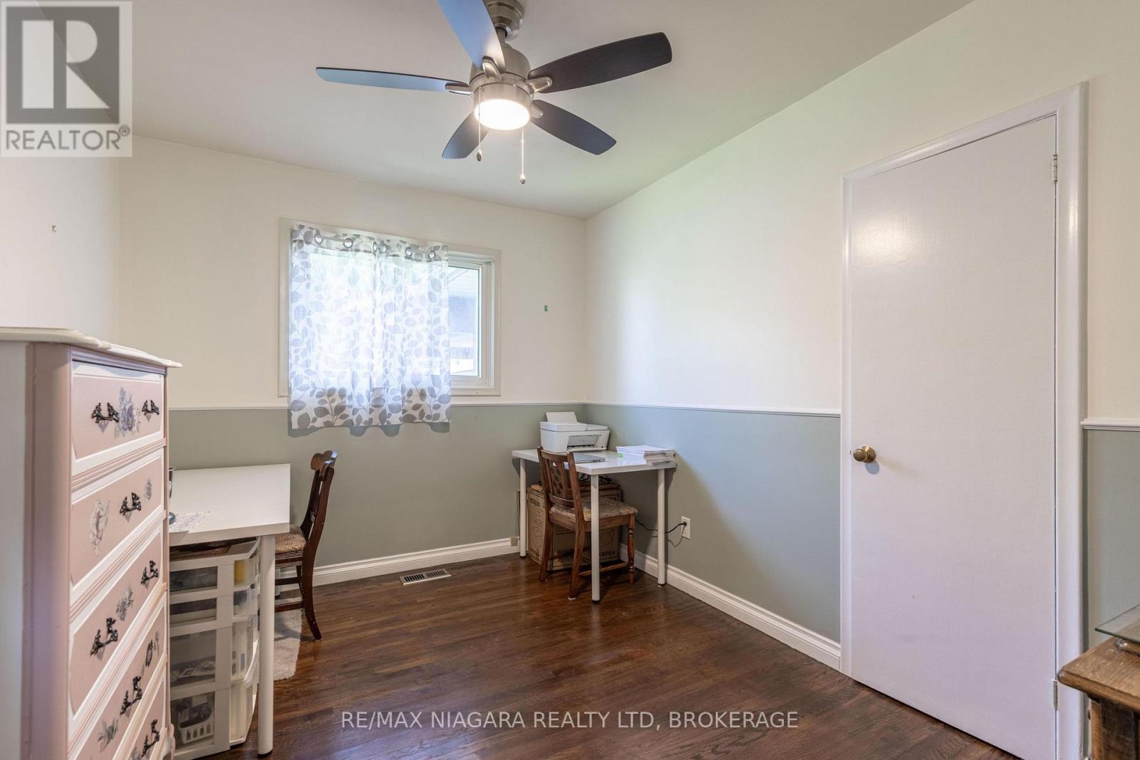 6555 DOREEN DRIVE - 11