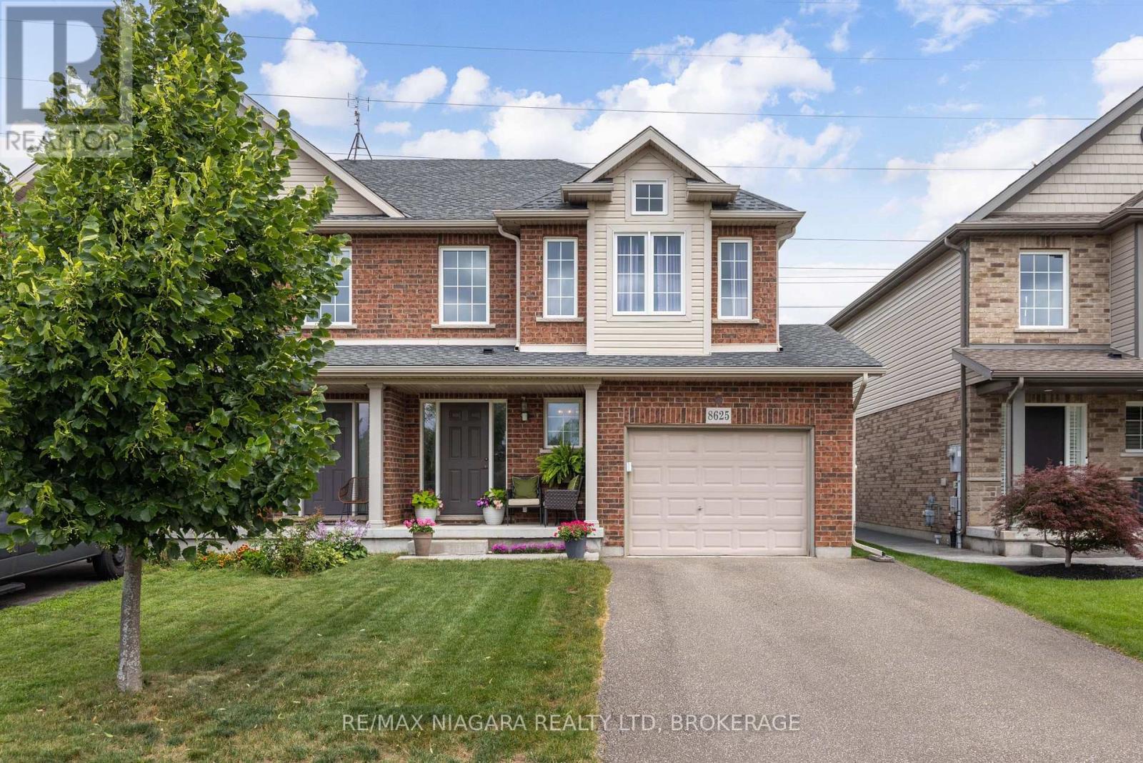8625 UPPER CANADA DRIVE - 1