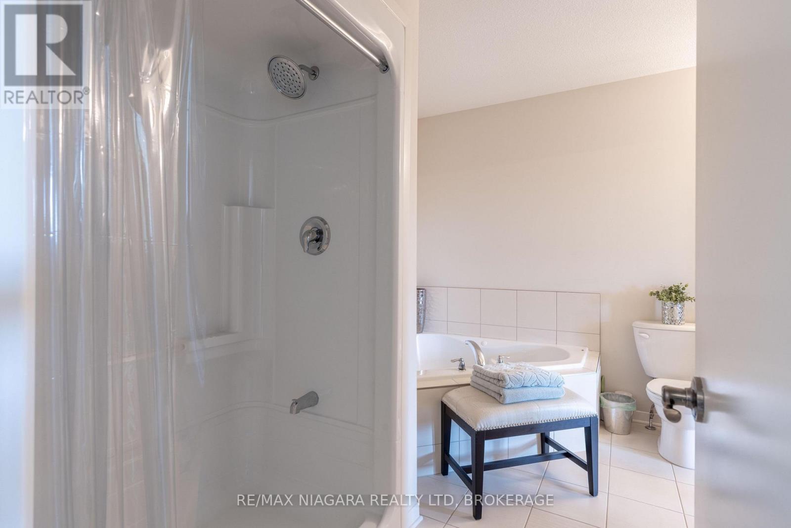 8625 UPPER CANADA DRIVE - 18