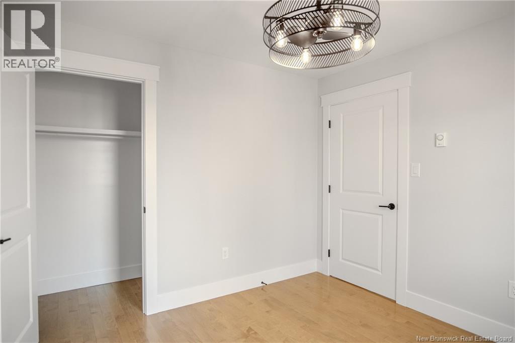 329 Hampton Road - 25