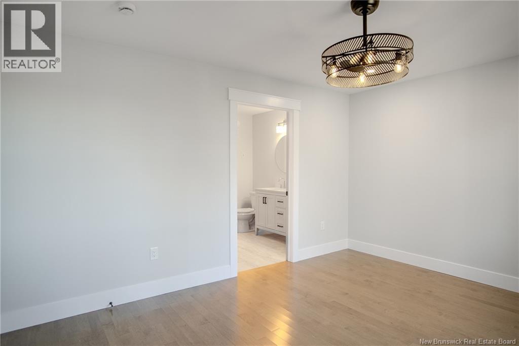 329 Hampton Road - 28