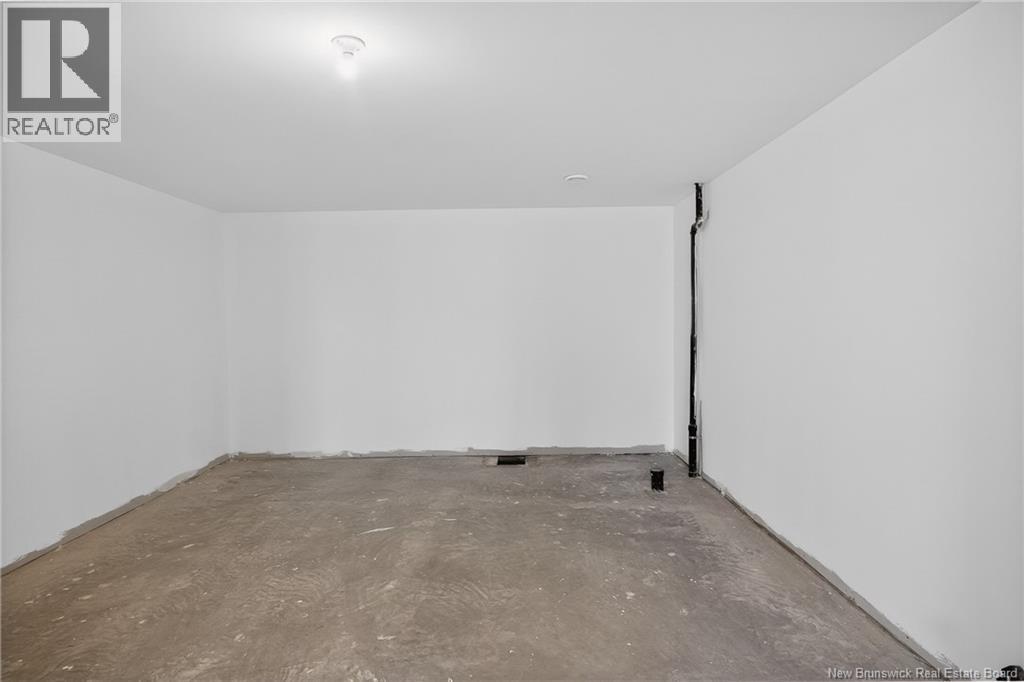 329 Hampton Road - 41