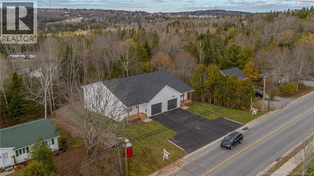 329 Hampton Road - 45