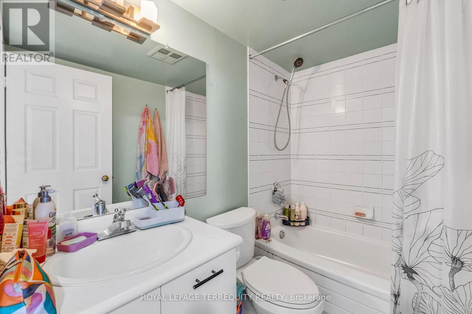 #1512 250 WEBB DRIVE - 36