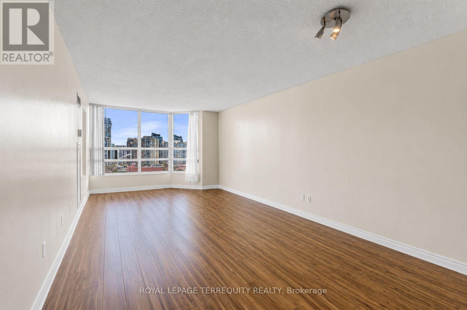 #1512 250 WEBB DRIVE - 15