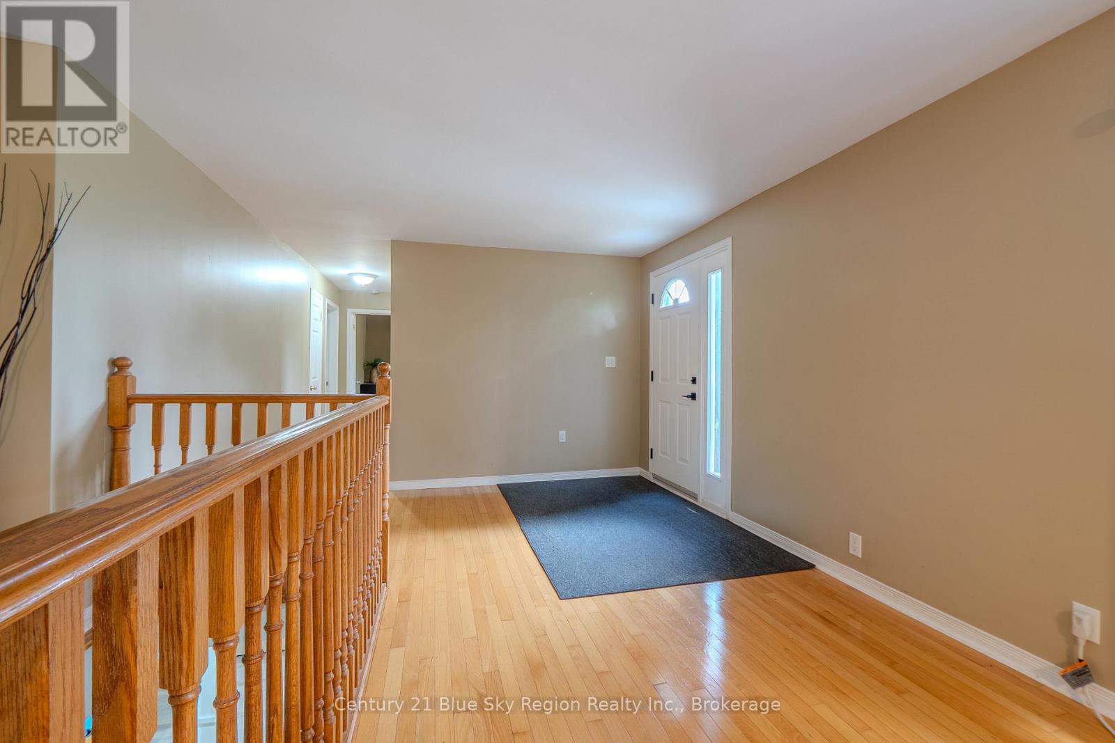 144 COLLINS DRIVE - 16