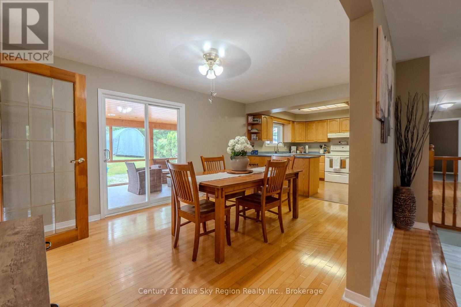 144 COLLINS DRIVE - 7