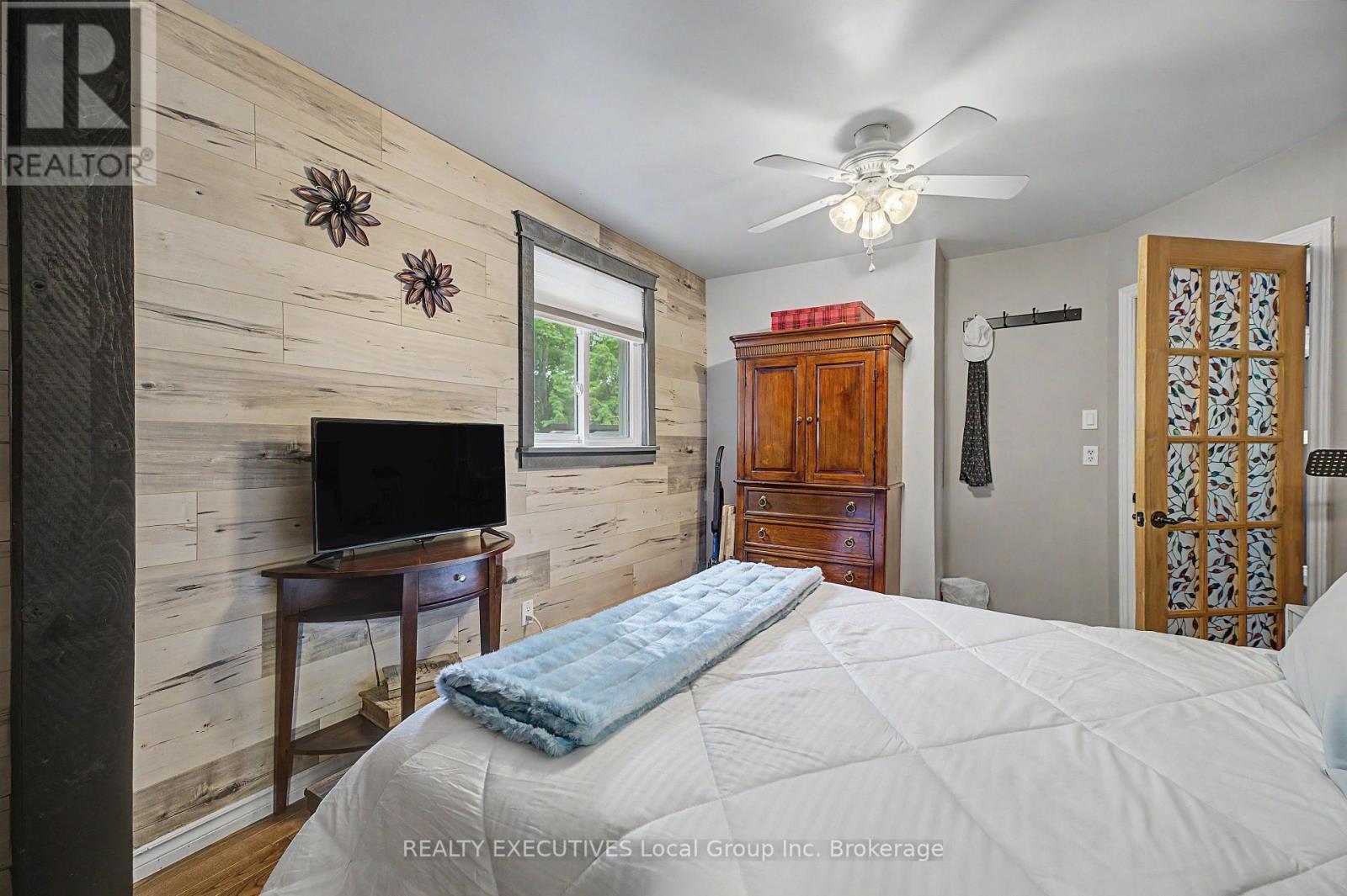 647 DERLAND ROAD - Image 16