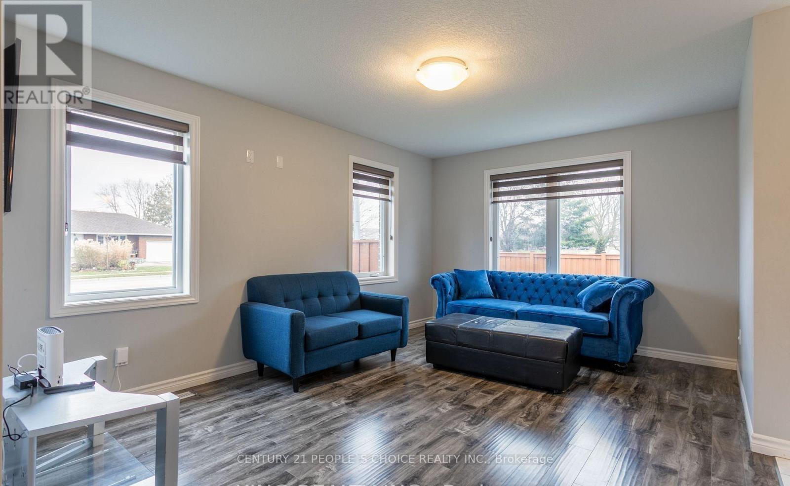 1 MINLER STREET - 24