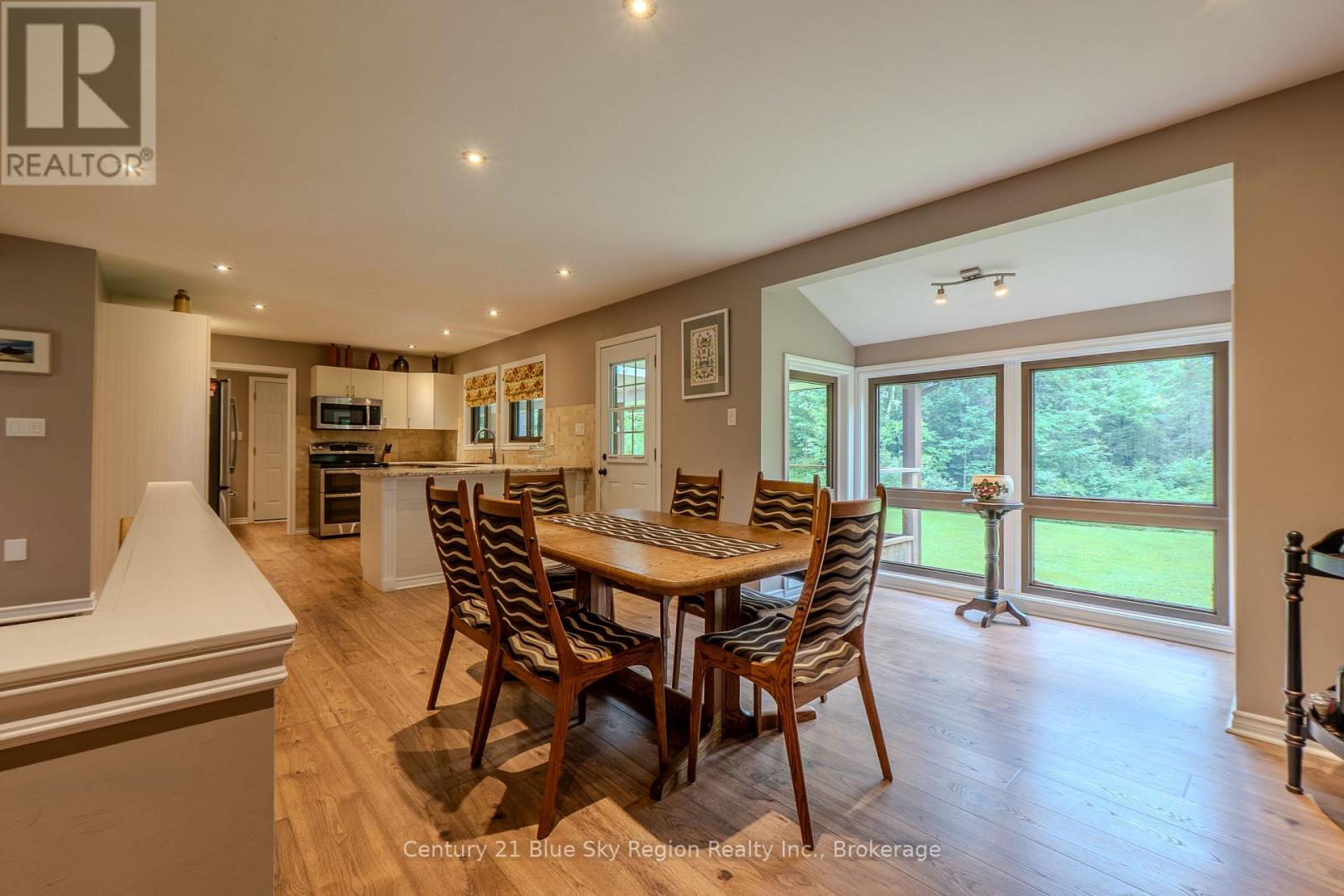 1532 HIGHWAY 17 E - 27