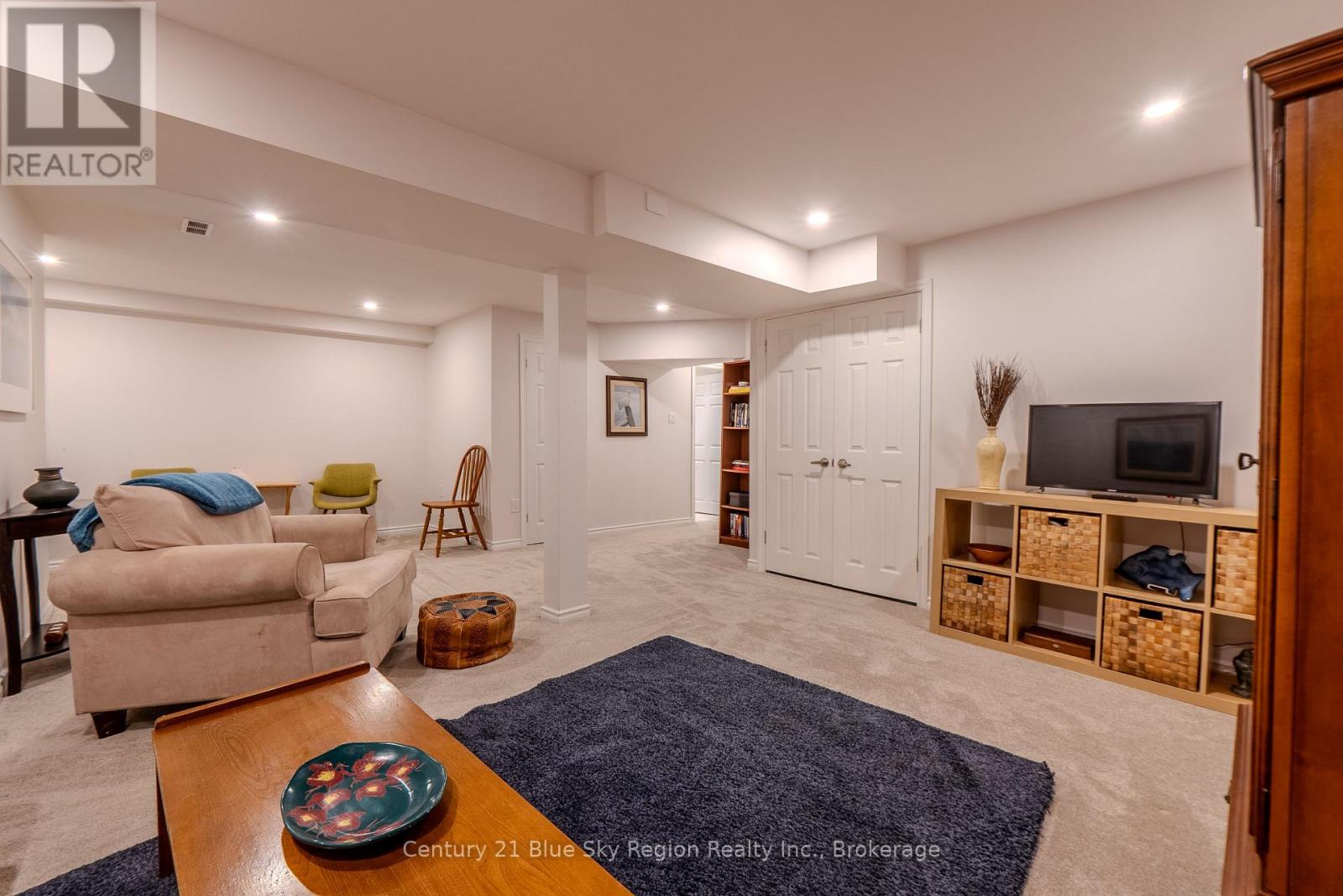 1532 HIGHWAY 17 E - 43