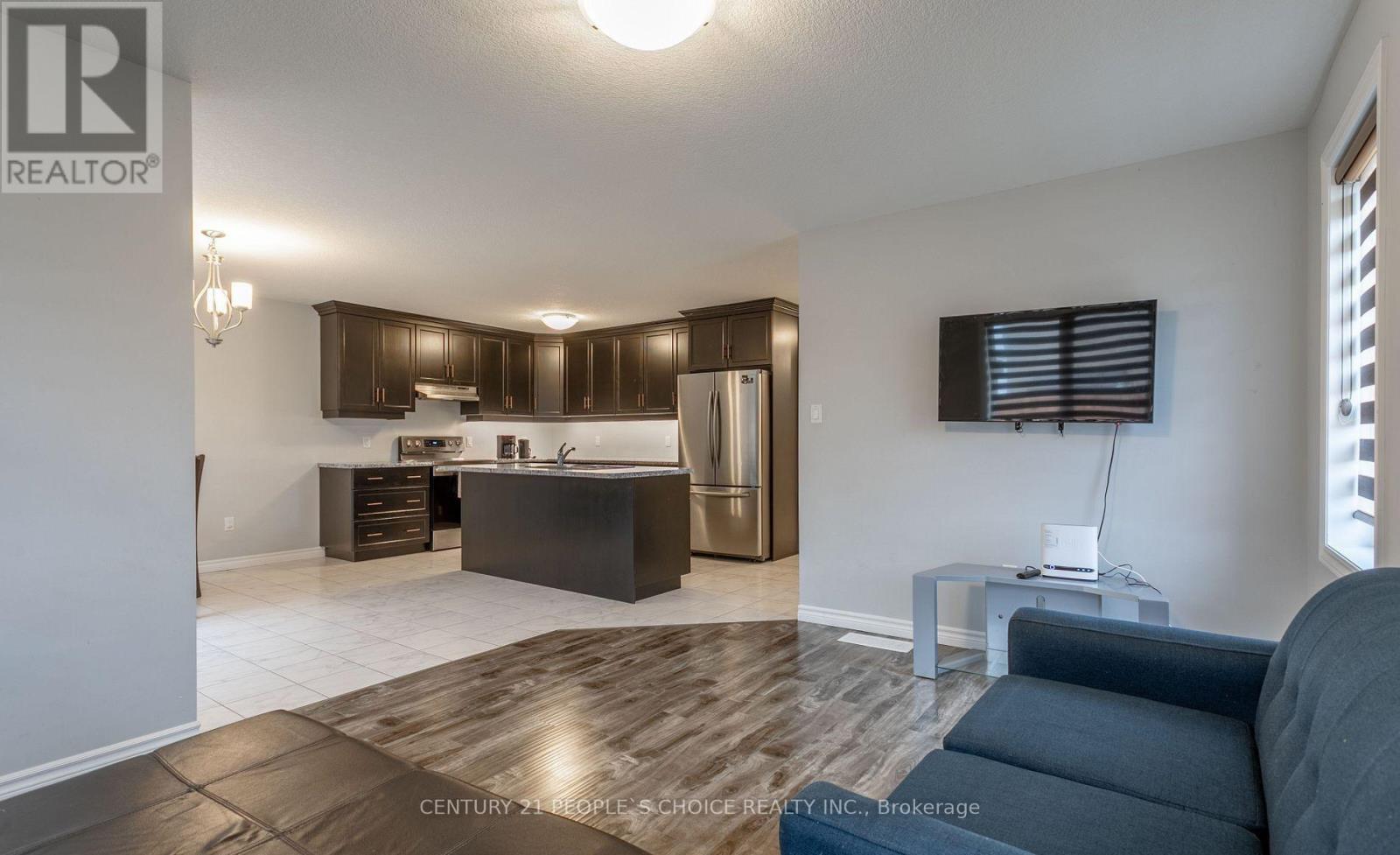 1 MINLER STREET - 23